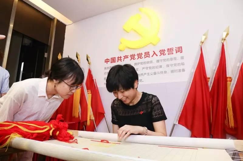以军称已包围加沙南部城市汗尤尼斯
